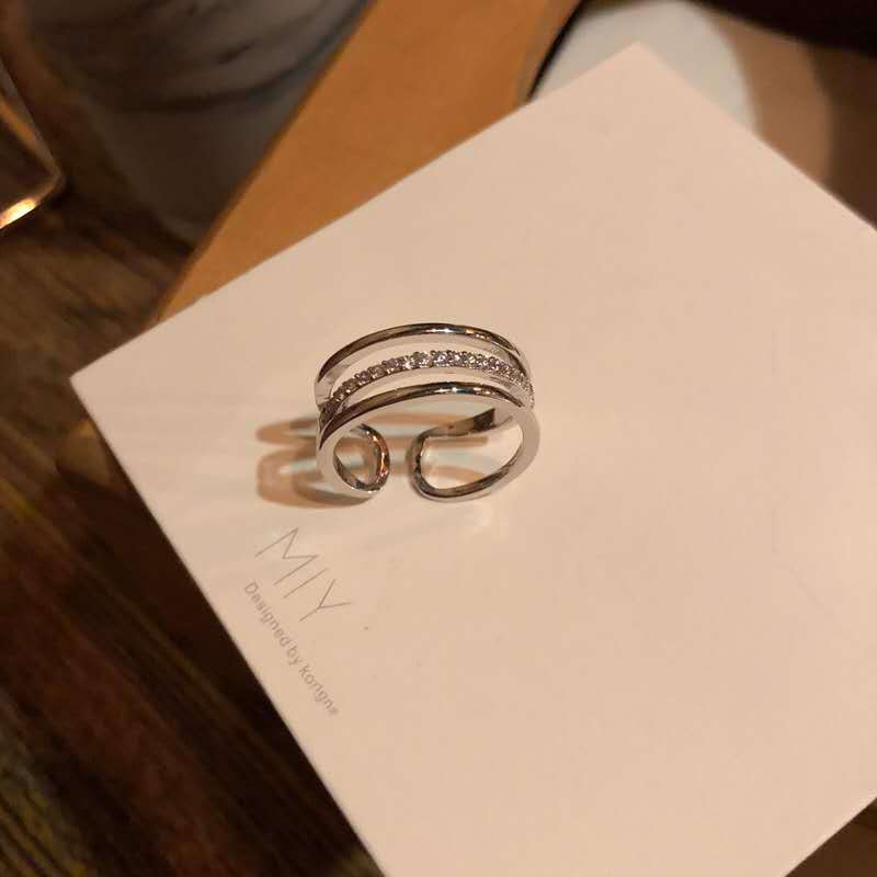 Multi-Layer Zircon Adjustable Ring