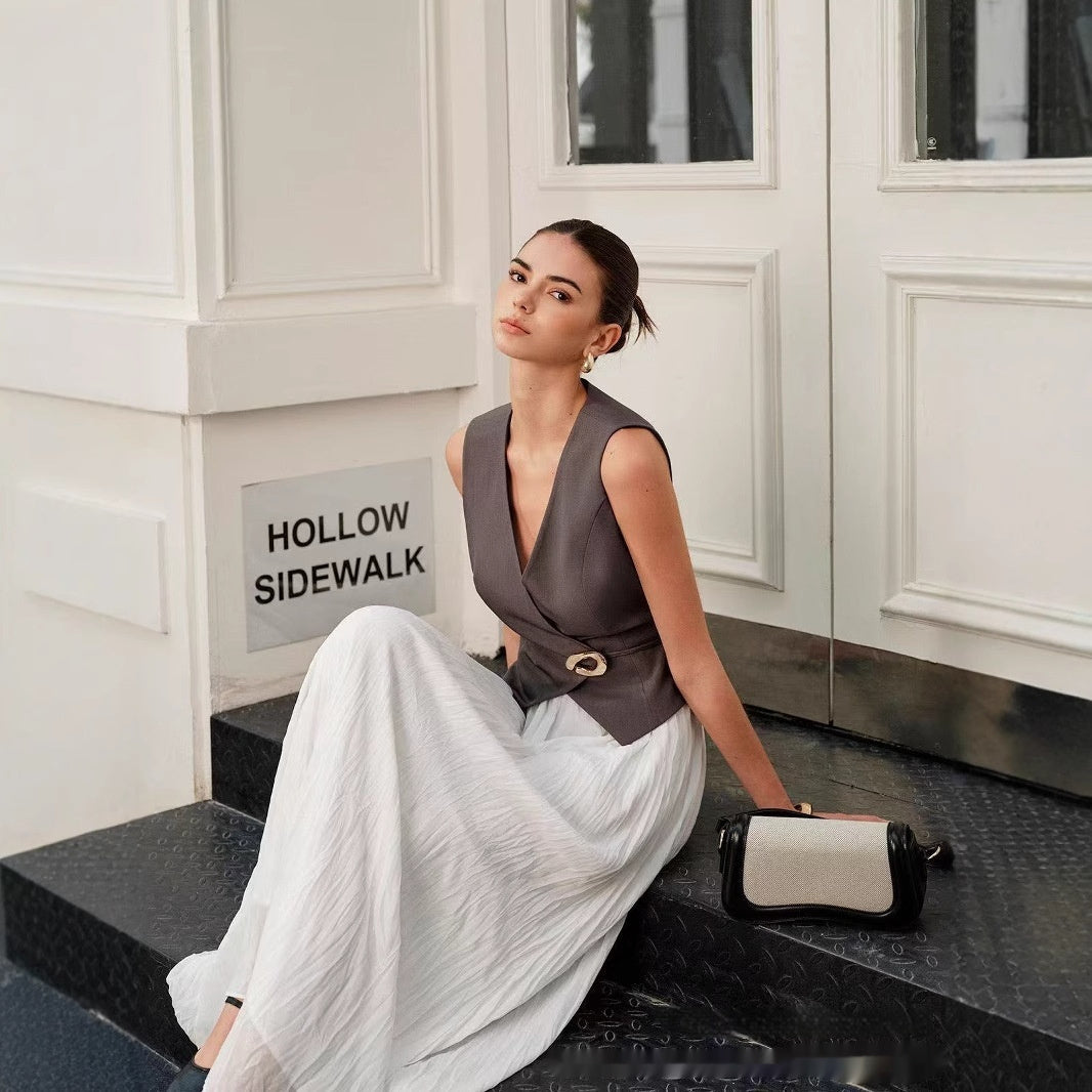 White Pleated Elastic Waist Skirt