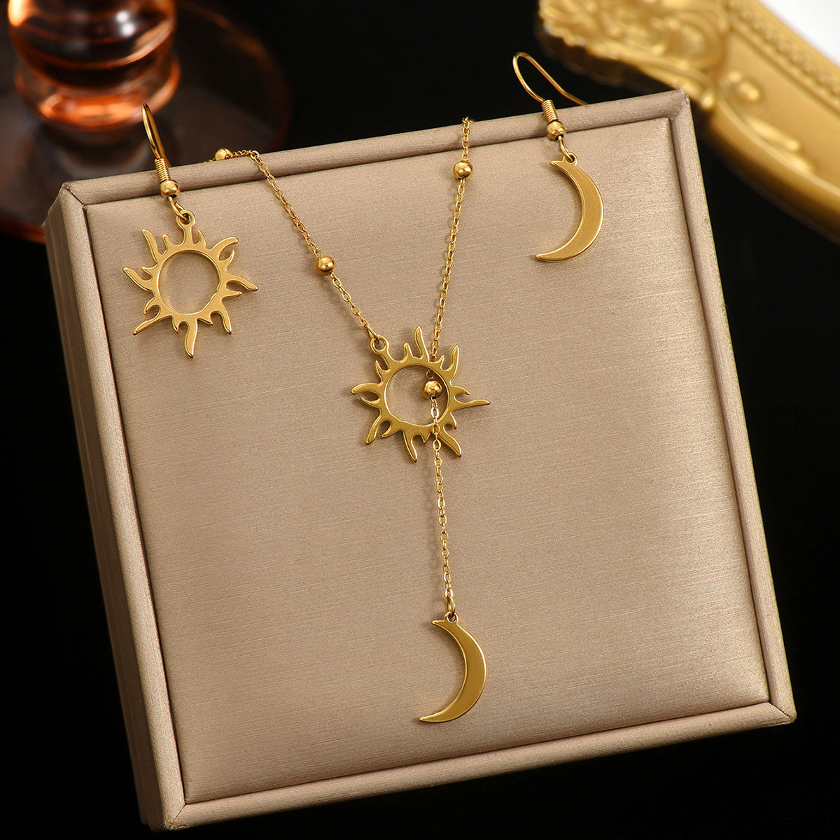 Sun & Moon Mirror Polish Jewelry Set - 18K Gold Plated | Hypoallergenic & Sustainable